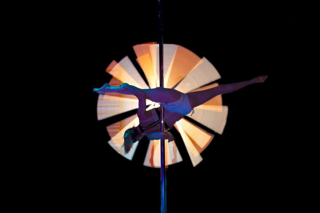 Glam's Poledance